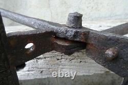Rare 17th Century Wrought Iron Gaufrier Dated 1622 Lilies Flowers Markings