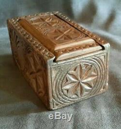 Rare Ancient Folk Art Box Box Auvergne 1873 Dugout Walnut Scult