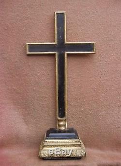 Rare And Large Napoleon III Crucifix In Lacquered Wood And Golden Stuccoes To Restore