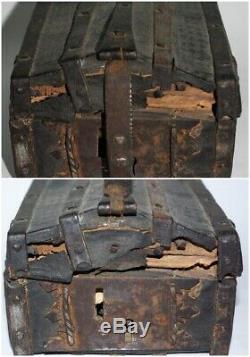 Rare Box Of Messenger Wood Iron Leather Manuscripted Lock High Time Late Xvth