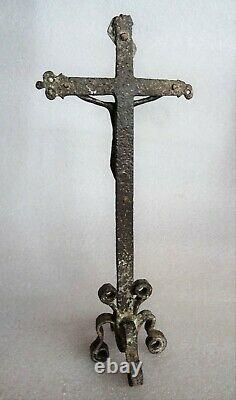 Rare Small Crucifix In Wrought Iron And Bronze 18th Religion