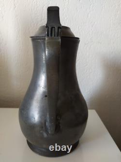 Rare engraved pewter pitcher dated 1823 Louis XVIII