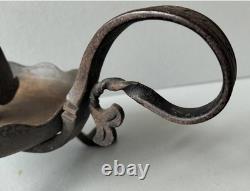 Rare forged-iron cave rat candle holder, 19th century, beautiful workmanship, metalwork