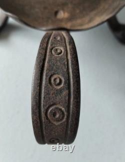 Rare forged-iron cave rat candle holder, 19th century, beautiful workmanship, metalwork