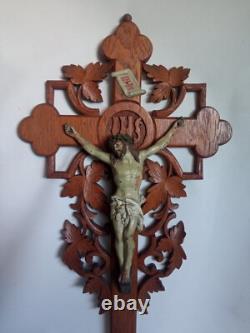 Rare large sculpted oak crucifix mural Napoleon III late 19th century 61 cm