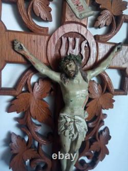 Rare large sculpted oak crucifix mural Napoleon III late 19th century 61 cm