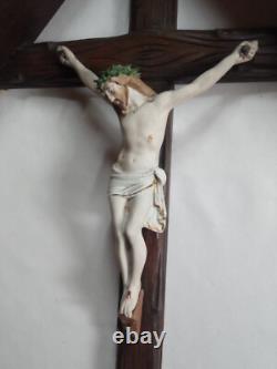 Rare large sculpted wooden crucifix mural with its roof early 20th century 80 cm