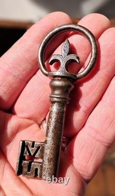 Riveted Wood and Wrought Iron Marine Chest, 19th Century. Fleur-de-Lis. French Navy
