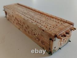 SUPERB ANTIQUE DOMINO BOX IN BONE 18th CENTURY PRISONER'S WORK