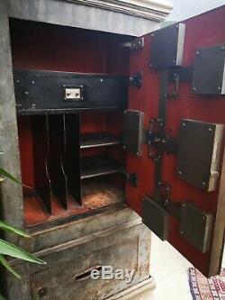 Safe Old Bauche With Keys And Combination