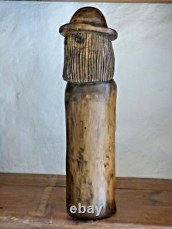 Set of 3 wooden sculptures representing a family, folk art, 35 cm, signed