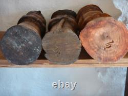 Set of 3 wooden sculptures representing a family, folk art, 35 cm, signed