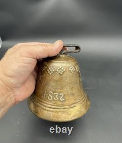 Signed bronze bell by J. P. G or J. P. C dated 1832, Chamonix Devouassoud Simond