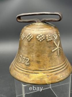 Signed bronze bell by J. P. G or J. P. C dated 1832, Chamonix Devouassoud Simond