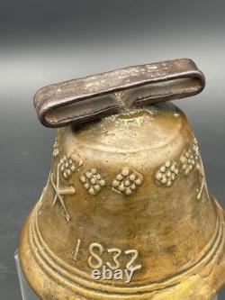 Signed bronze bell by J. P. G or J. P. C dated 1832, Chamonix Devouassoud Simond