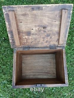 Small Mountain Chest Popular Art Savoie