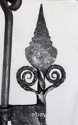 Small Royalist Housewarming, 17th–18th Century