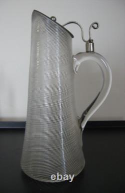 Small covered honey jug in twisted blown glass, 19th century spiral glass