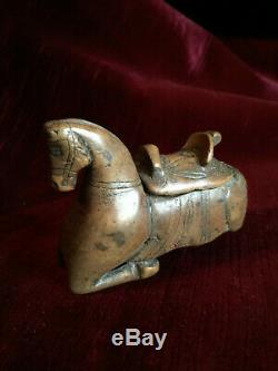 Snuffbox Buis Finely Carved Kneeling Horse Folk Art XVIII
