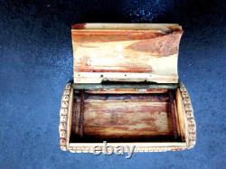 Snuffbox, first quarter of the 19th century. Popular art, collections, tobacco objects