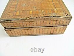 Straw marquetry box crafted by a convict in the late 18th century