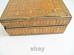 Straw marquetry box made by a convict, late 18th century