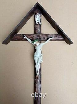 Superb And Rare Large Carved Wooden Wall Crucifix With Its Early XX S Roof