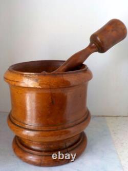Superb Large Mortar & Pestle in Turned Wood, Herbalist, Apothecary. 19th Century
