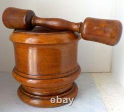Superb Large Mortar & Pestle in Turned Wood, Herbalist, Apothecary. 19th Century