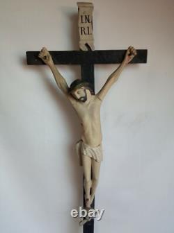 Superb and rare large carved wooden crucifix, late 18th / early 19th century, 77 cm