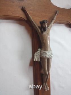 Superb and rare large wall crucifix in carved wood 19th century 80 cm