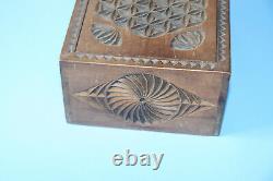 Superb carved wooden BOX with beautiful decoration, Folk Art