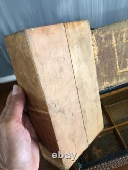 Tramp Art Sewing or Jewelry Box in Carved Wood, Folk Art