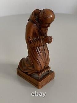 Translation: Ancient Carved Boxwood Statue of a Monk from the 18th or 19th Century.