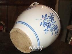 Very Beautiful And Rare Grease Pot Flower Decoration, Martres Tolosane End 19th