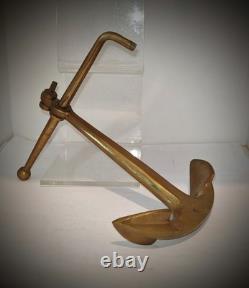 Vintage bronze marine anchor, 650 g. Height: 21 cm.