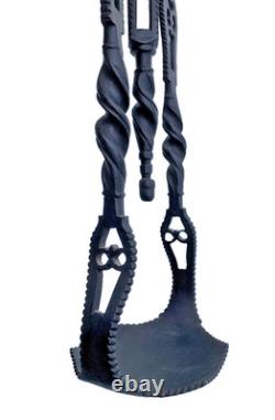 Wrought Iron Chaleil and Its High-Era Oil Lamp