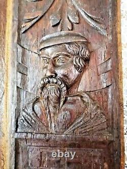 2 Panneaux 17ème en chêne Sculpté représentant homme et femme
