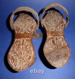 ANCIENNES KABKAB SANDALES DE HAMMAM EN BOIS olivier TURQUIE SYRIE wooden slipper