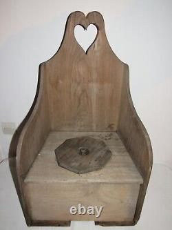 ANCIENNE CHAISE PERCEE COEUR ART POPULAIRE DES FLANDRES XIXe SIECLE