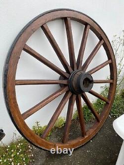 ANCIENNE ROUE DE CHARRETTE EN BOIS DEBUT XXeme ART POPULAIRE