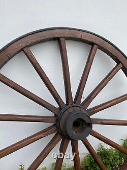 ANCIENNE ROUE DE CHARRETTE EN BOIS DEBUT XXeme ART POPULAIRE