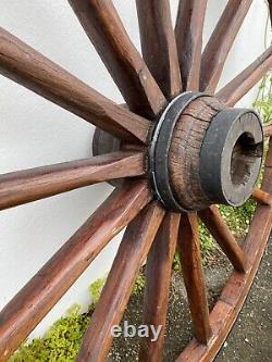 ANCIENNE ROUE DE CHARRETTE EN BOIS DEBUT XXeme ART POPULAIRE