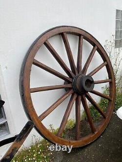 ANCIENNE ROUE DE CHARRETTE EN BOIS DEBUT XXeme ART POPULAIRE