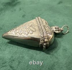 ANCIENNE VINAIGRETTE OU BOÎTE À SEL OU PARFUM EPOQUE 19eme ORIENTALISTE 19eme