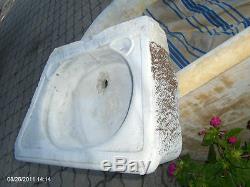 ANCIEN LAVABO EVIER EN MARBRE 17e Antique marble Washbasin LAVANDINO IN MARMO