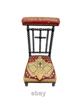 ART POPULAIRE Prie-dieu Napoléon III (1876) En Bois Et Tissu Brodé