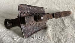 Ancien CADENAS TIBÉTAIN Fer Forgé XIXé (ou XVIIIé) Art Populaire