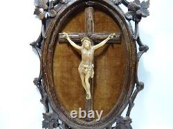 Ancien Cadre Religieux Foret Noire Bois Sculpte Crucifix Christianisme Religious