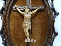Ancien Cadre Religieux Foret Noire Bois Sculpte Crucifix Christianisme Religious